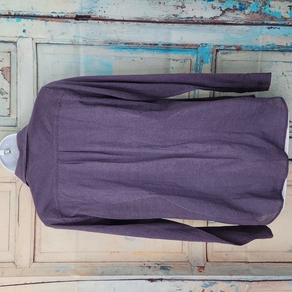 Eddie Bauer Long Sleeve Button Down Packable Shirt in grape - Picture 4 of 7